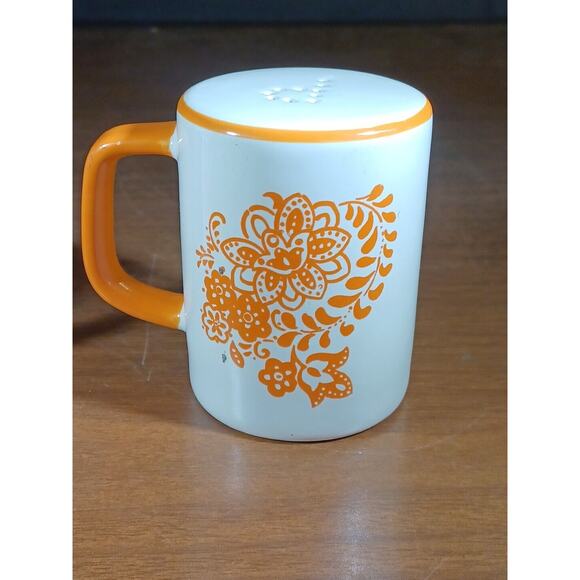 The Pioneer Woman Flea Market Salt & Pepper Shakers Excellent Condition - Picture 10 of 11